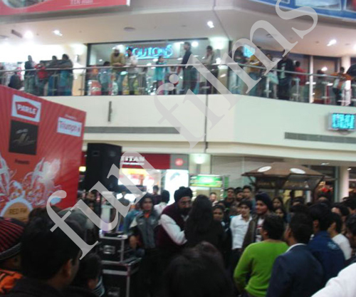Mall activity With RED FM
